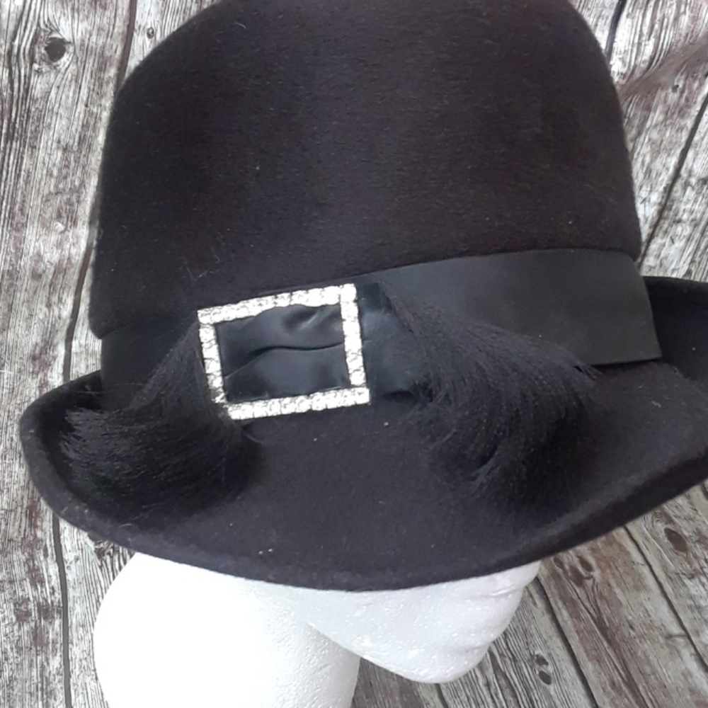Doree of New York wool hat - Picture 2 of 8